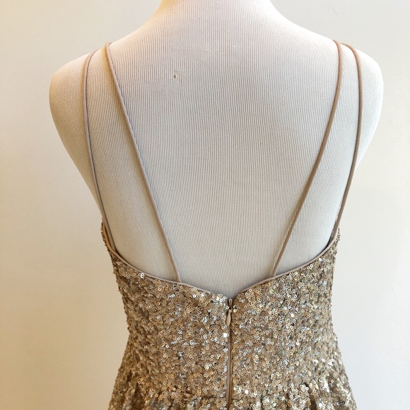 SOLD Eliza J | Ombre Sequin Gown | Champagne | 8 - Picture 6 of 15